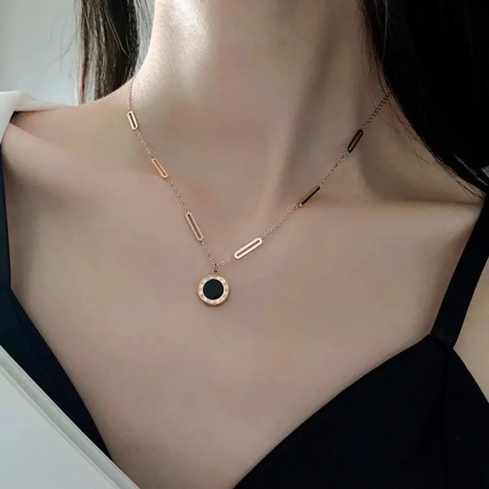 Collar Romano Concha