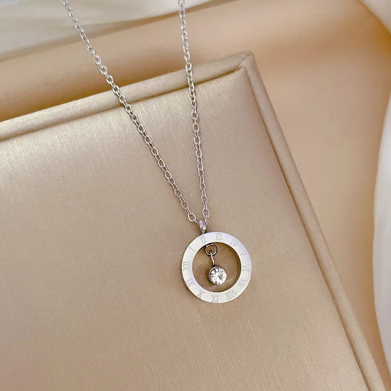 Collar Romano Concha